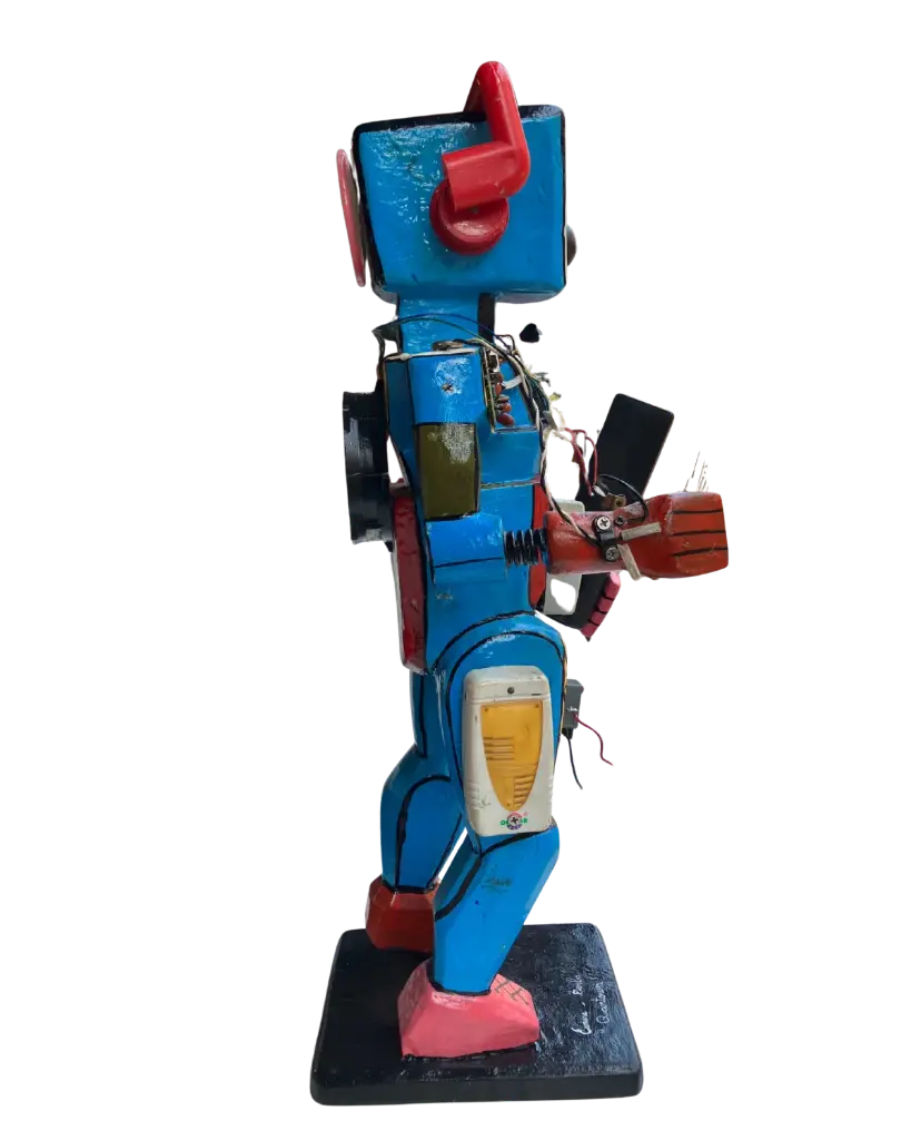 DECA-003d, Quantown, Demba_Camara, 2024, Mixed_Media, 60x27x27cm.webp